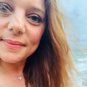 Meet your Posher, Katrina